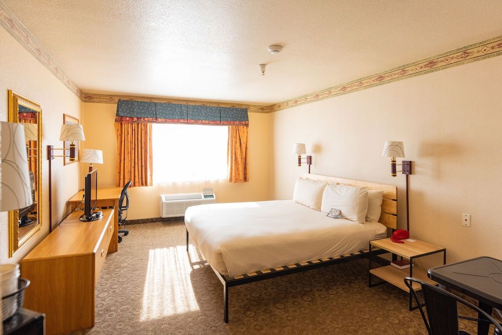 The Redwood Riverwalk, A Boutique Hotel Executive Room