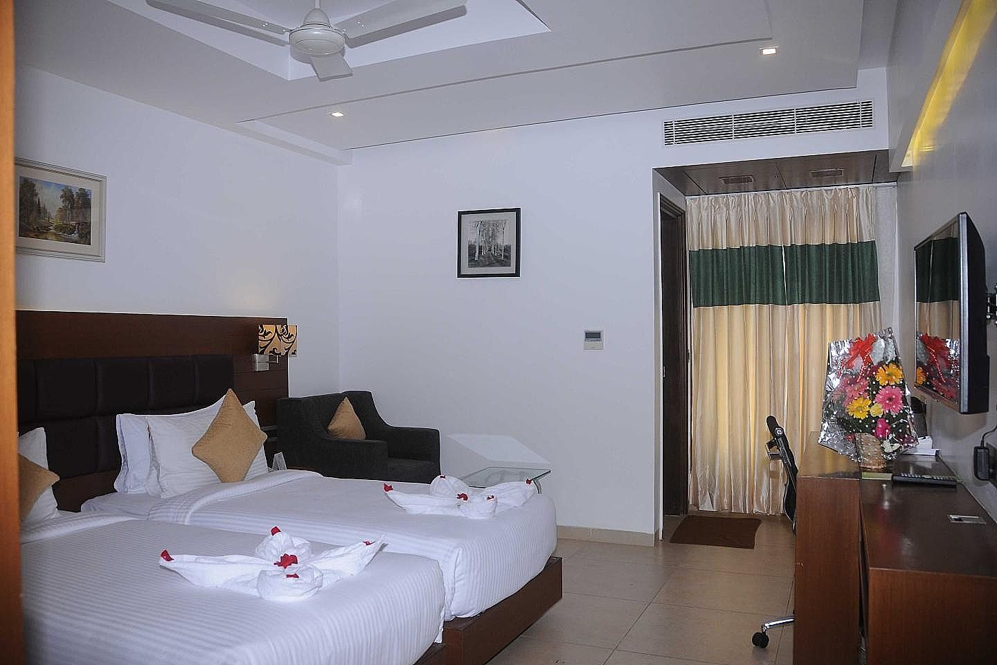 Hotel Nk Grand Park Airport Hotel Executive Room 4