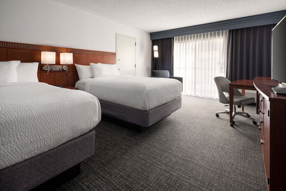 Room, 2 Queen Beds (Hearing Accessible)