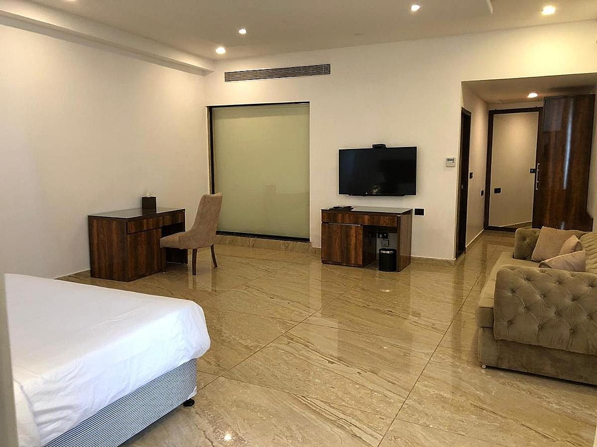 Executive Suite