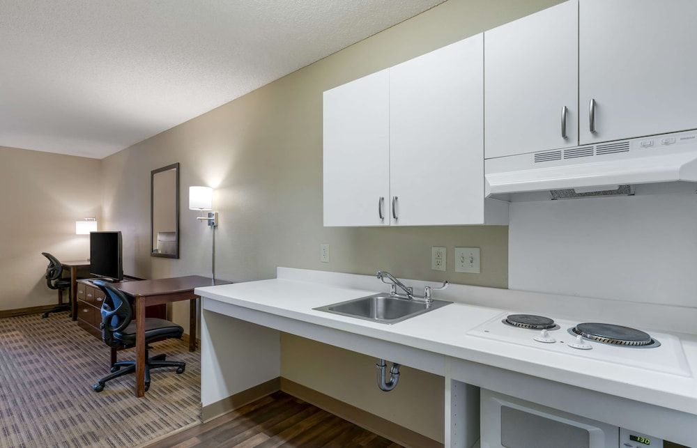 Extended Stay America Suites Fremont Warm Springs Studio, 1 Queen Bed, Accessible, Non Smoking 5