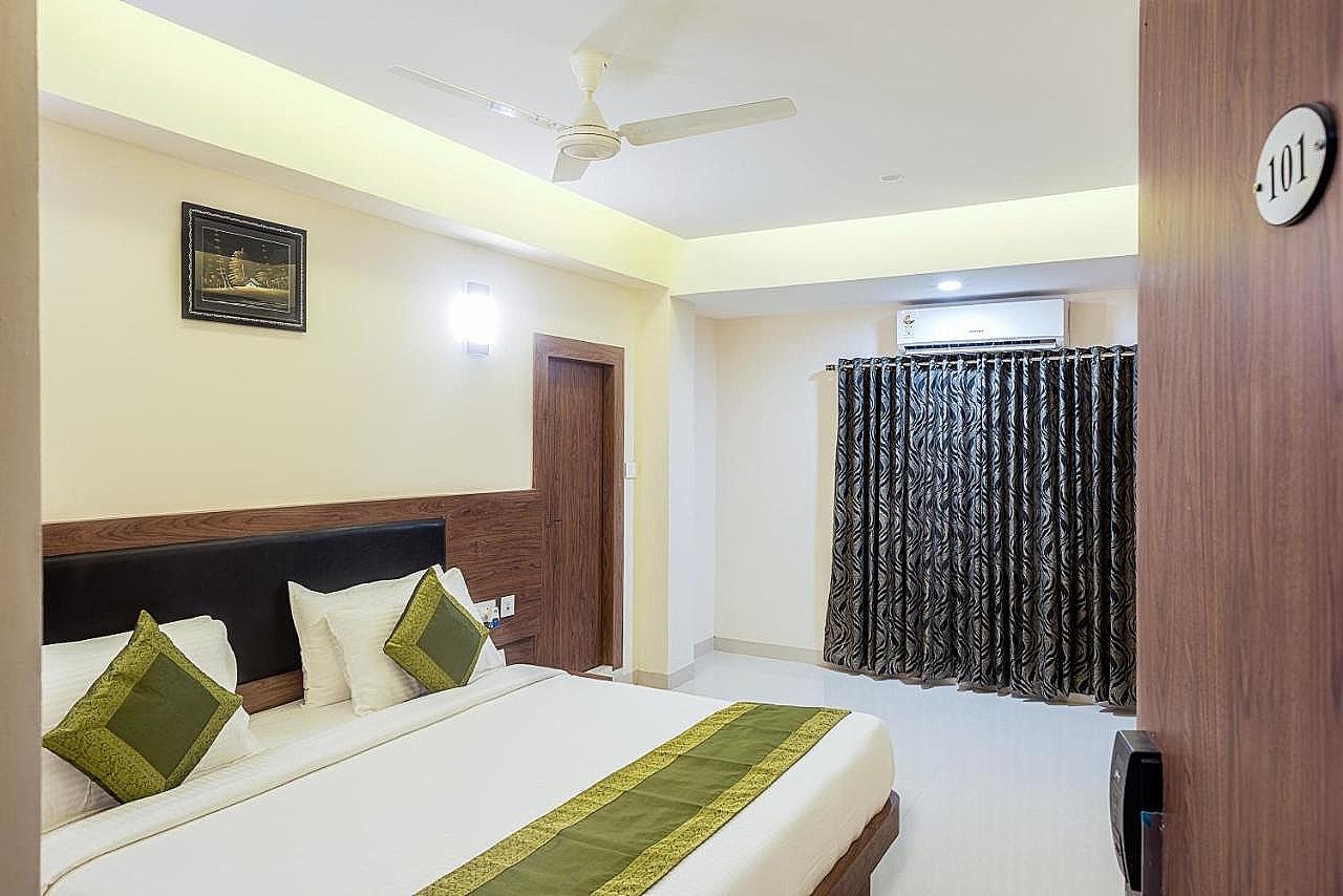 Treebo MVP Grand Standard Double Room 4