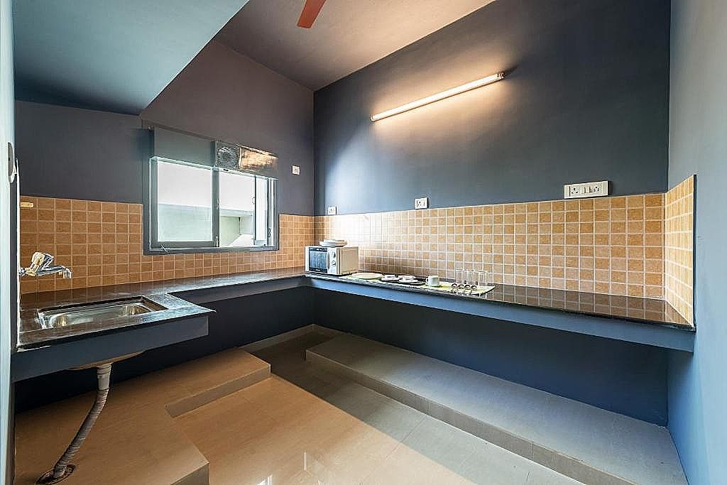 Treebo Nestlay Casa Deluxe Double Room 6