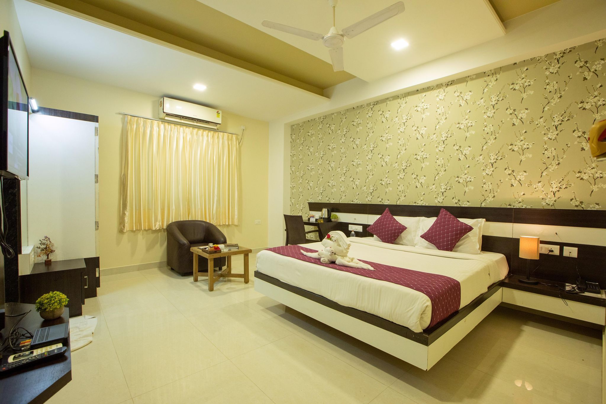 undefined Hotel RK Renaissance 5