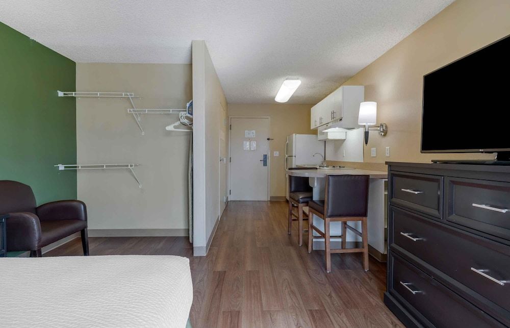 Extended Stay America Suites Fremont Fremont Blvd South Studio, 1 Queen Bed, Non Smoking 4
