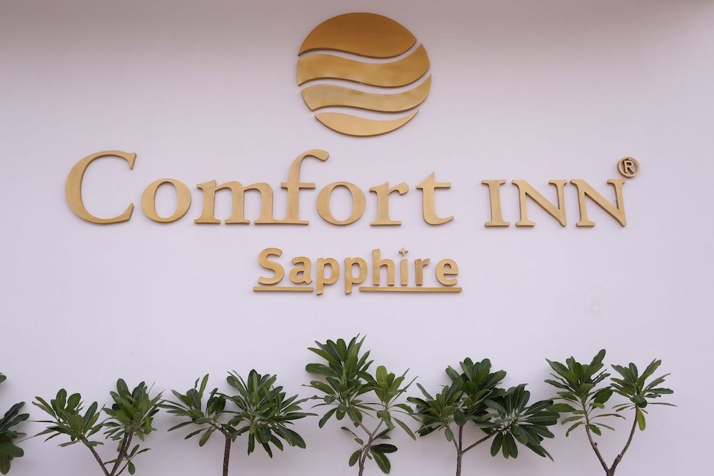 undefined Comfort Inn Sapphire by Inde Hotels 9