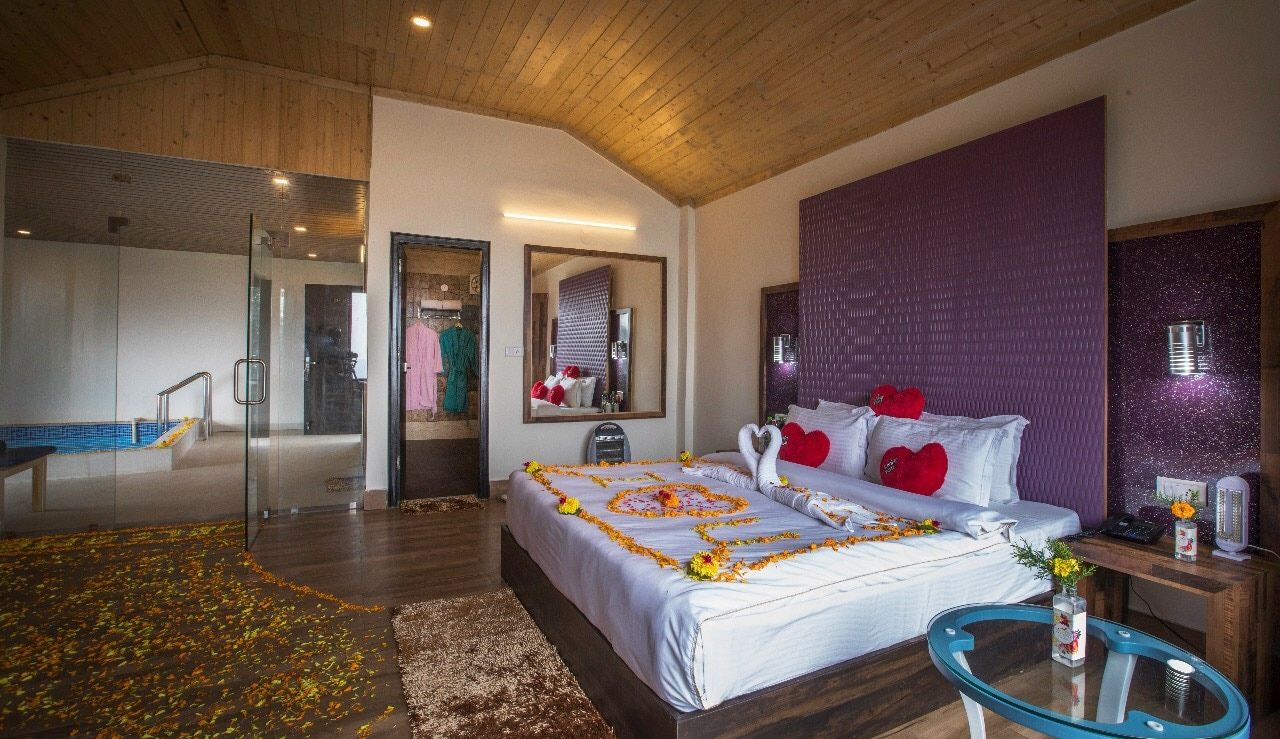 Honeymoon suite Room