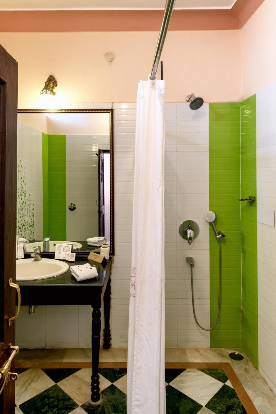 Super Deluxe Room