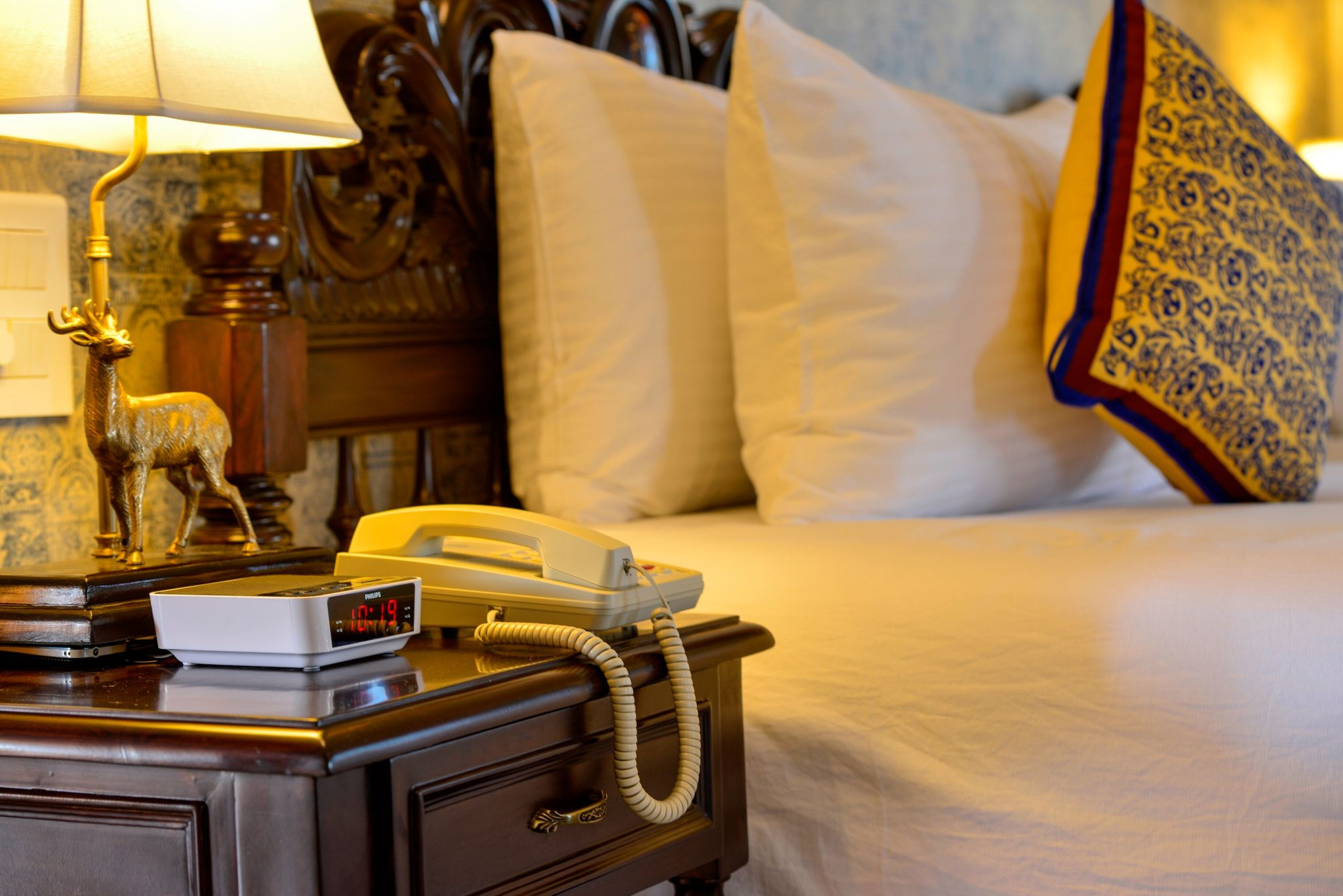 Hotel Jaisalkot Maharani Suite With Bathtub 3