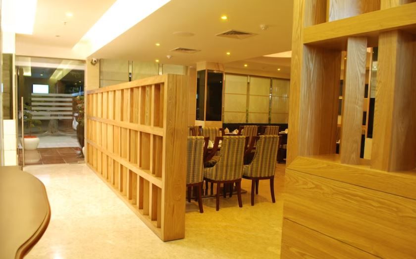 Food & Dining