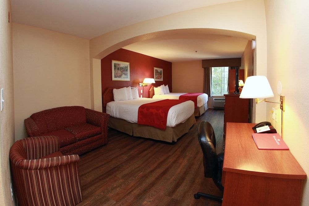 Studio Suite, 2 Queen Beds, Non Smoking