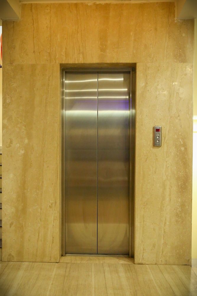 undefined Hotel Madhuri Executive 4