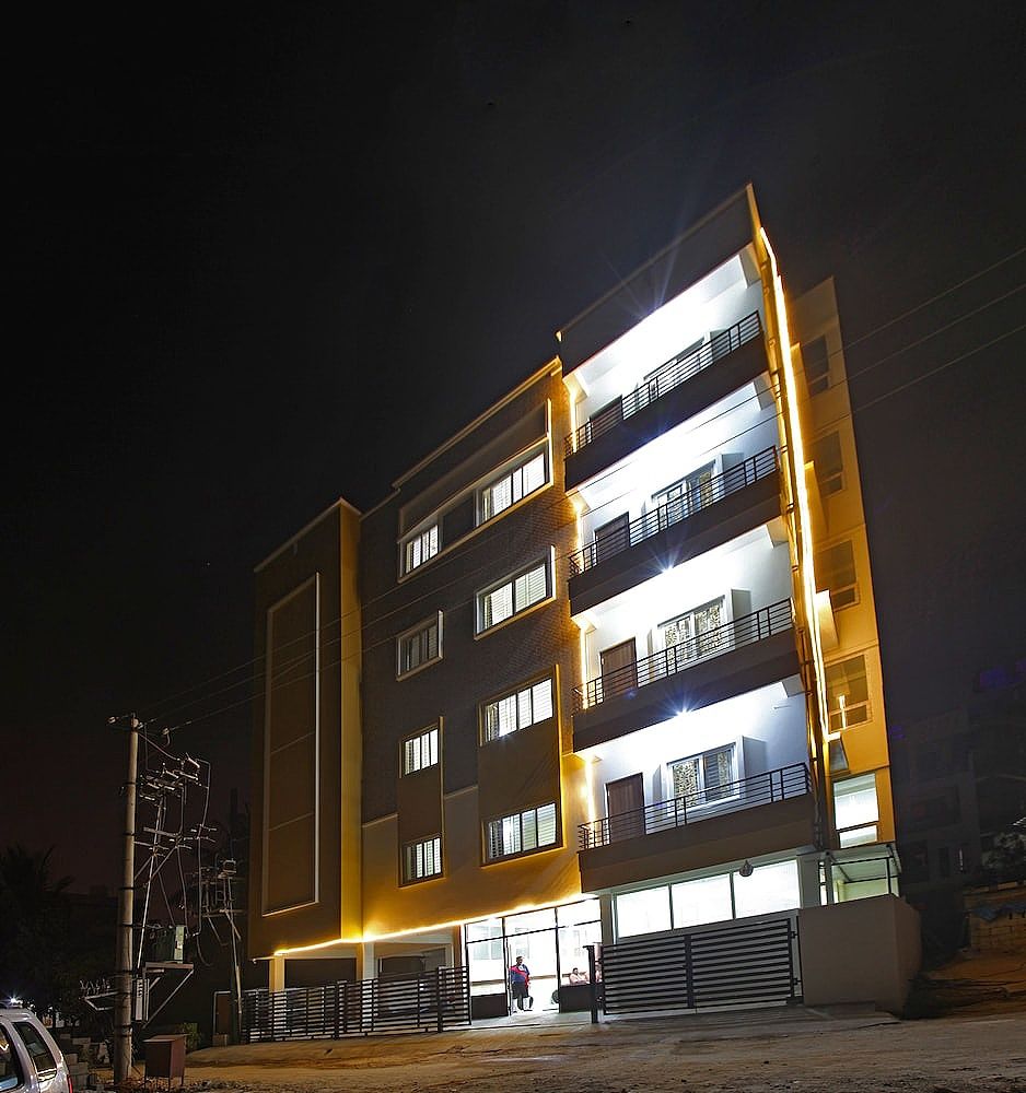 Front of property - evening/night