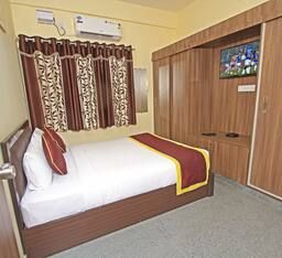 Tranzotel Bangalore Airport Standard Double Room 7