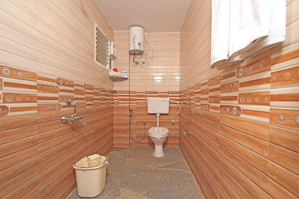 Tranzotel Bangalore Airport Standard Double Room 4