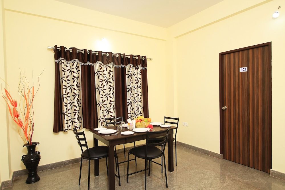 Family Suite, 2 Bedrooms, Accessible, Smoking