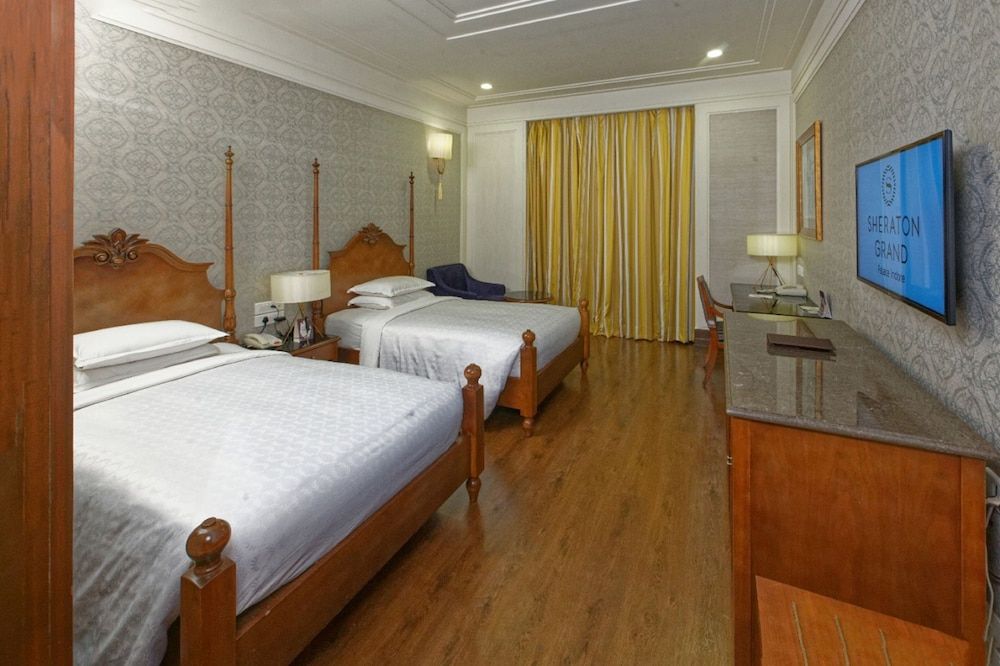 Sheraton Grand Palace Indore Room, 2 Twin Beds 3
