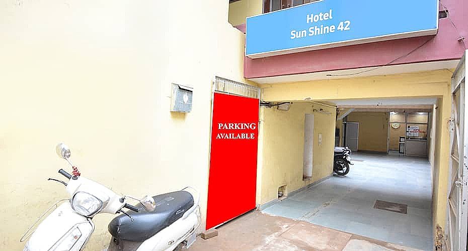 undefined Hotel Sunshine 42 7