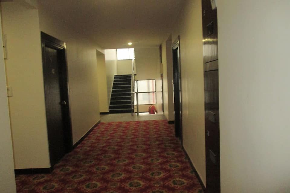 Hotel Orchid Inn