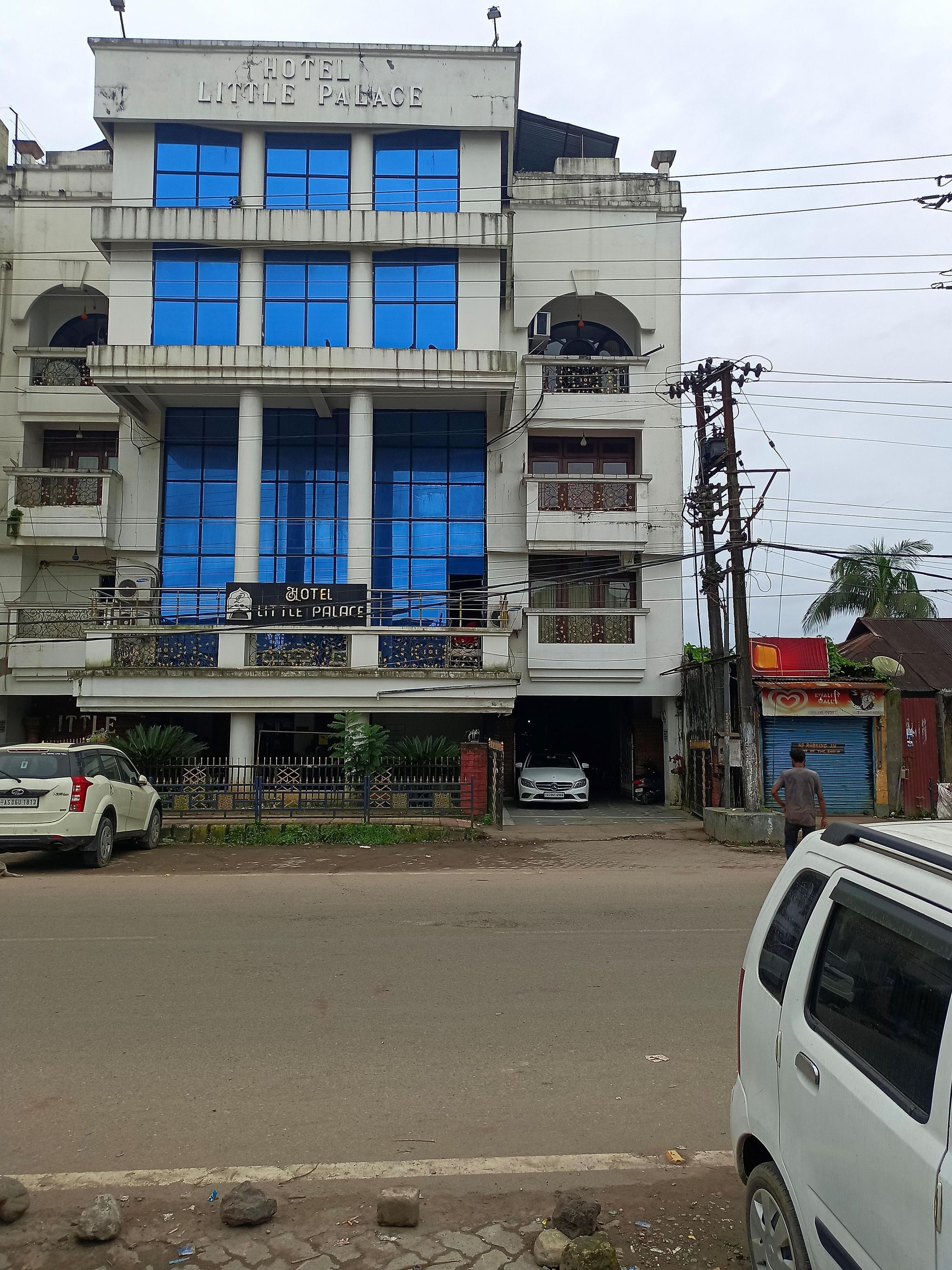 Hotel Little Palace, Dibrugarh