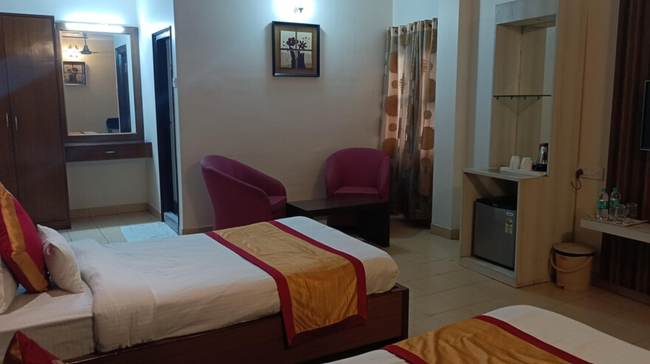 Hotel Little Palace, Dibrugarh Standard Room Non AC