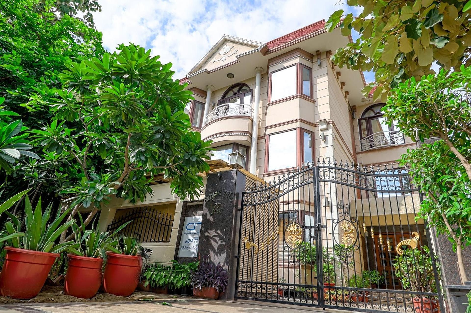 undefined Ahuja Residency Cyber City II 10