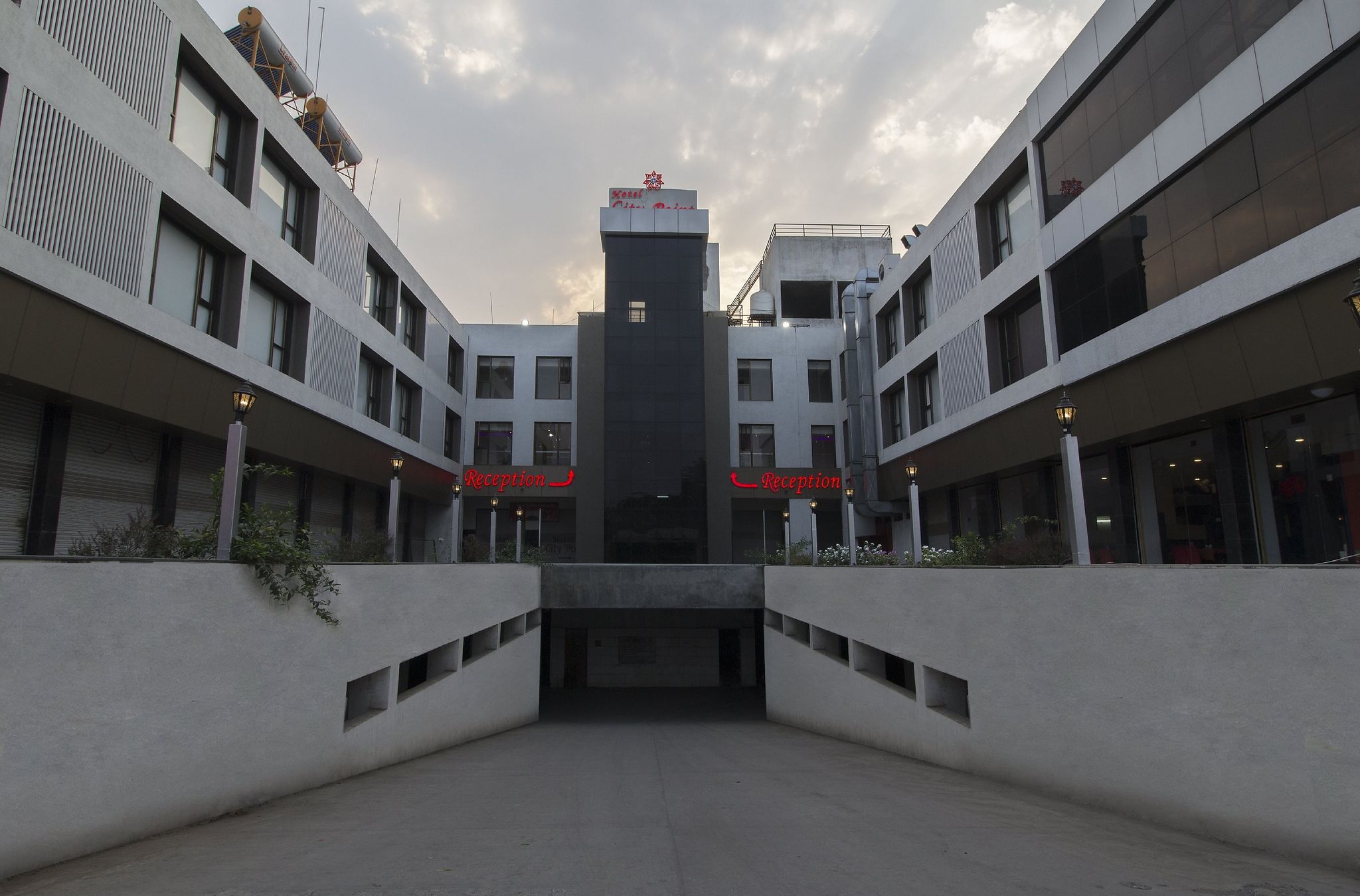 undefined HOTEL CITY POINT 2