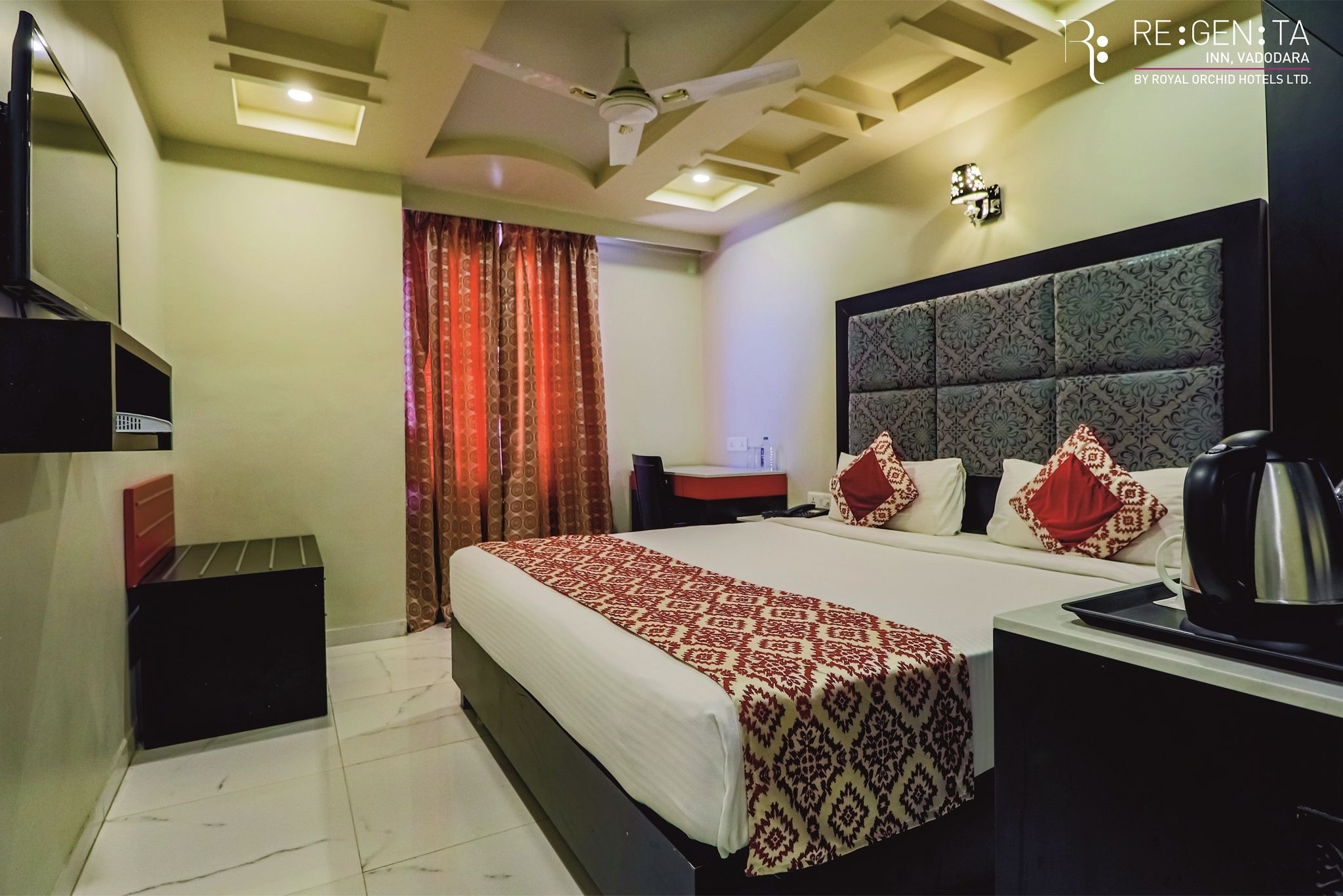 Regenta Inn Vadodara, 500m from Railway Station Superior Double Room  2