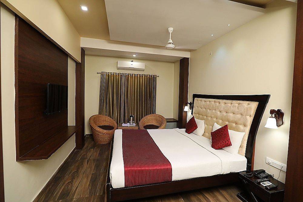 Hotel Taldar Inn