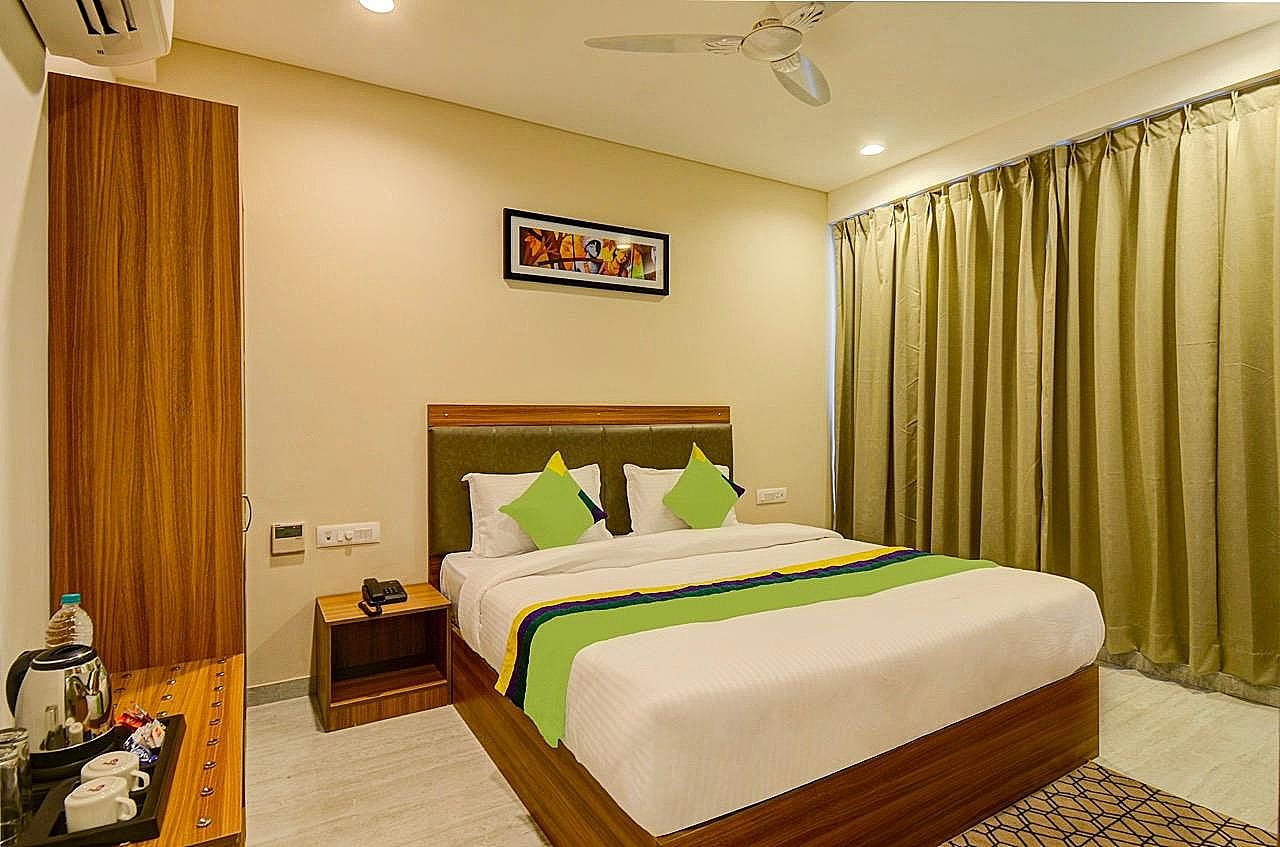 Super Deluxe AC Room