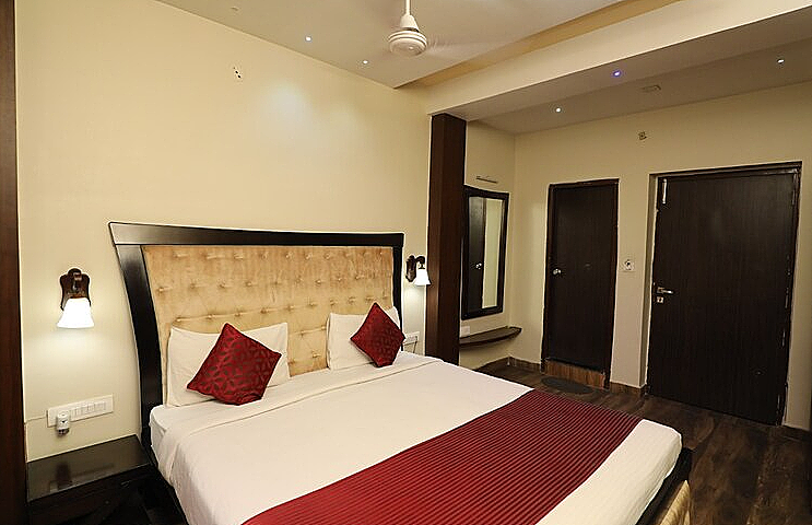 Hotel Taldar Inn