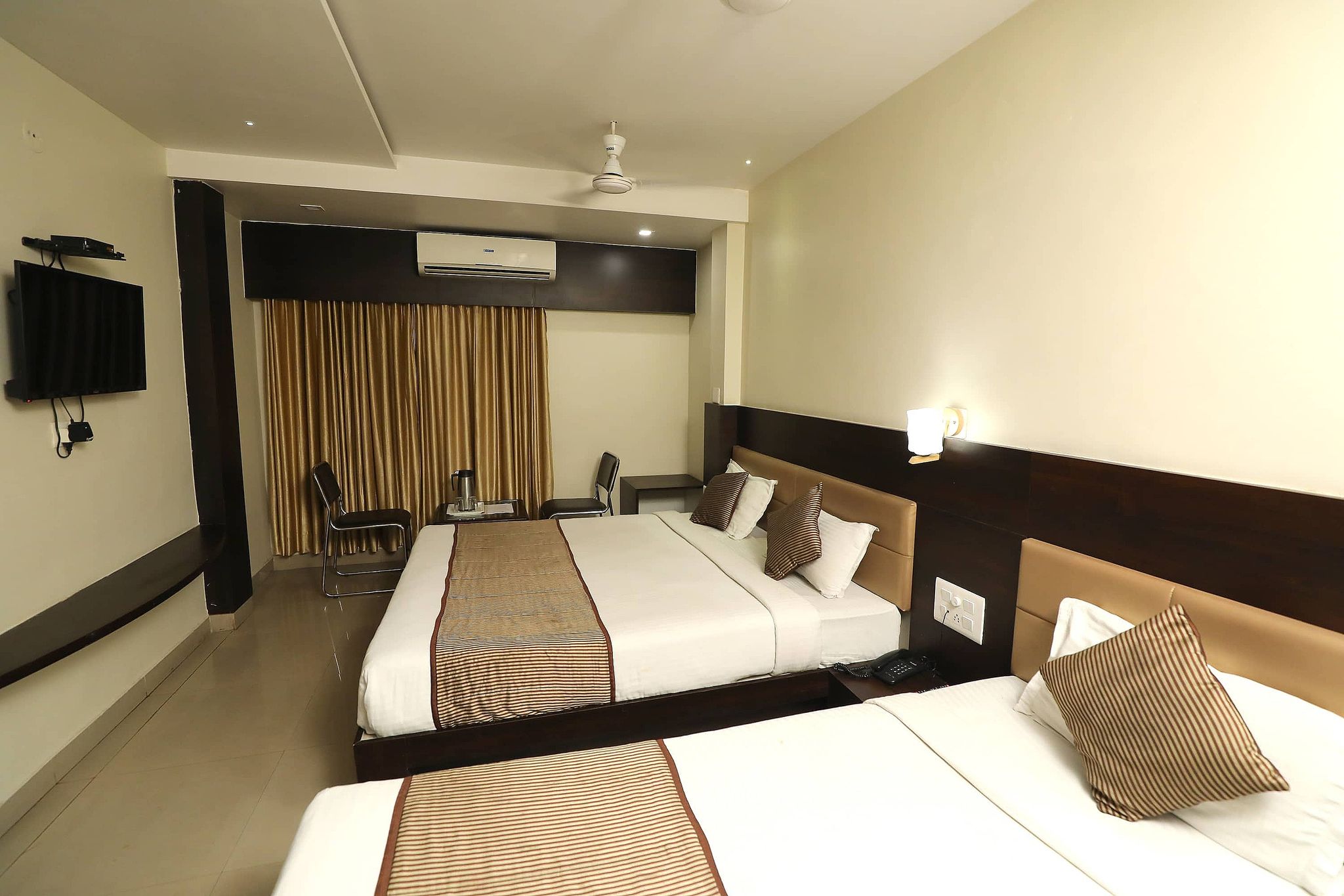 Hotel Taldar Inn