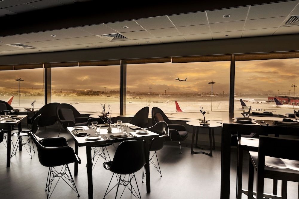 undefined Holiday Inn Express New Delhi International Airport T3, an IHG Hotel 4