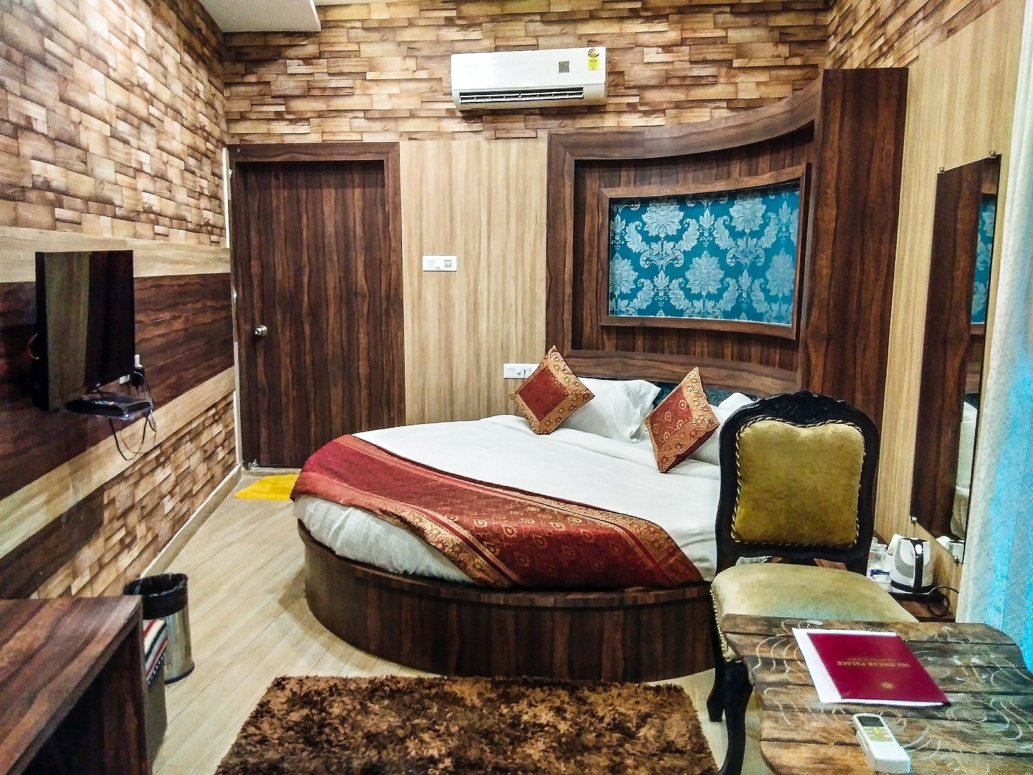 Nandi suite Non River View