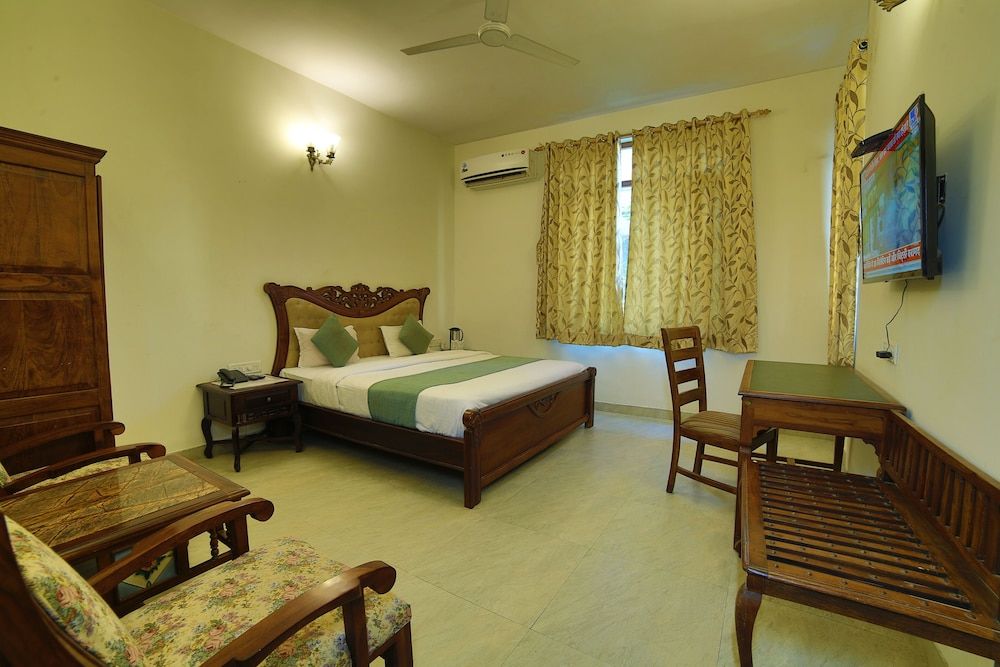 Hotel Gorbandh Mount Abu Premium Room
