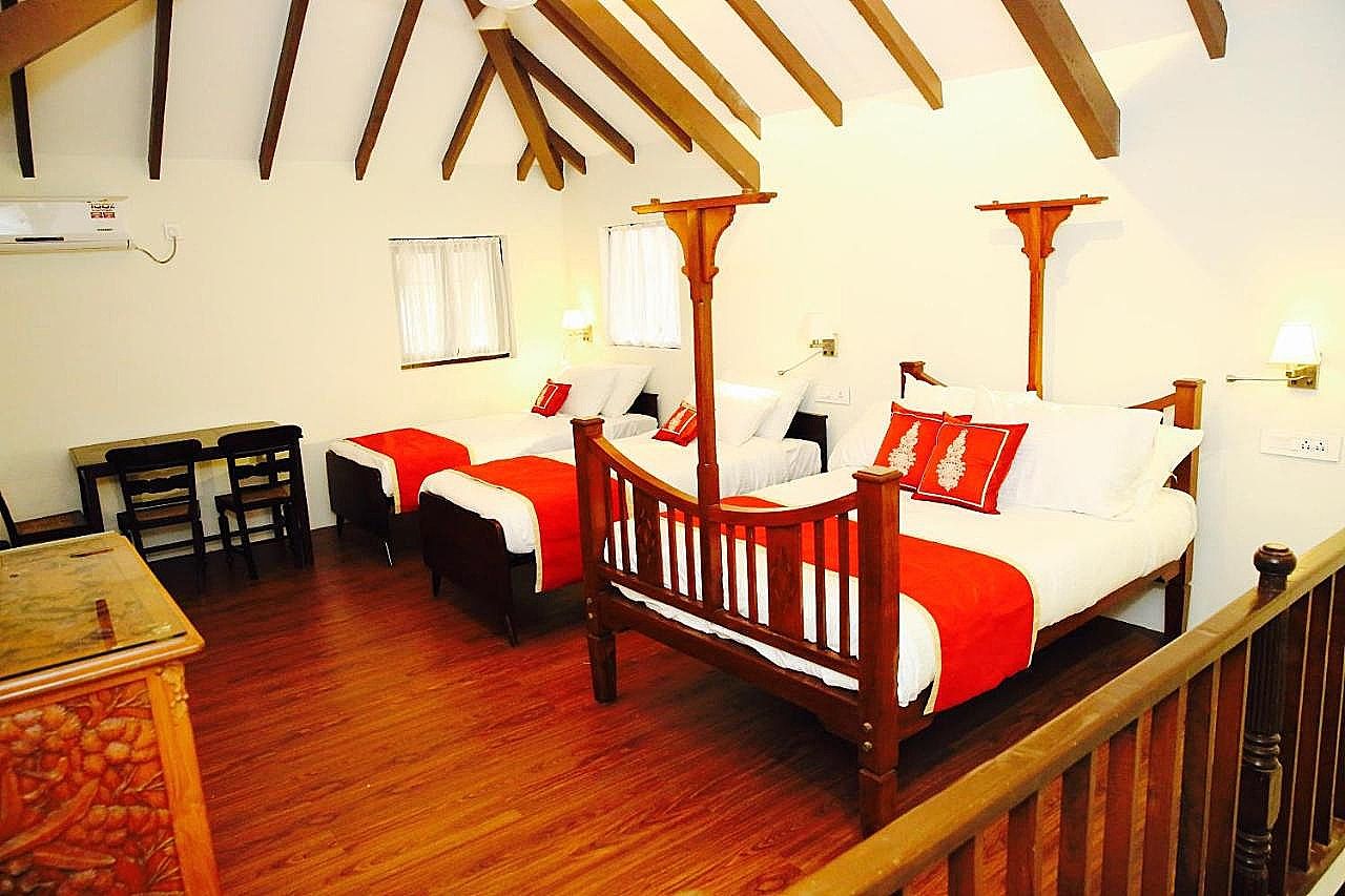 Deluxe Family Room