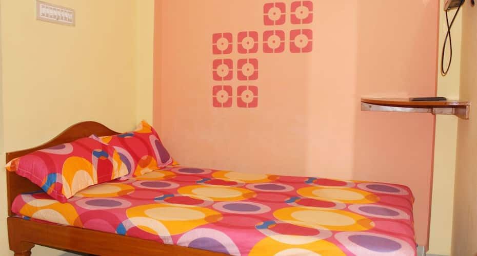 undefined Sai Murugan Lodge 8