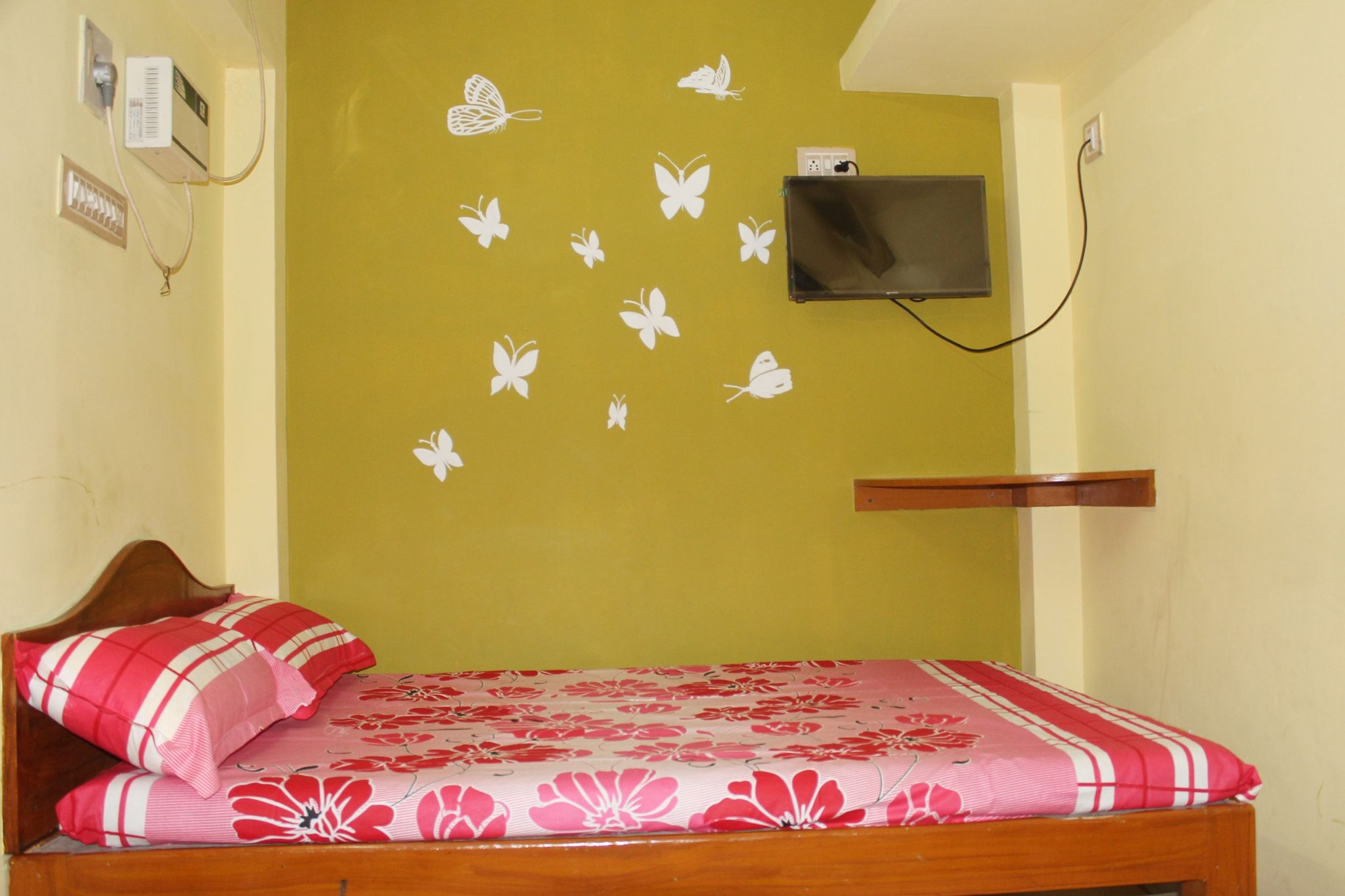 undefined Sai Murugan Lodge 9