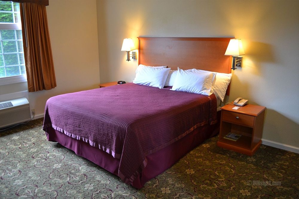 Miramar Inn Standard Room, 1 King Bed 2