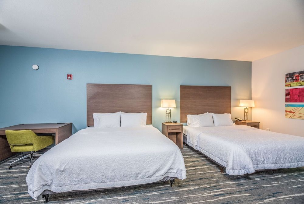 Suite, 1 King Bed, Accessible, Non Smoking