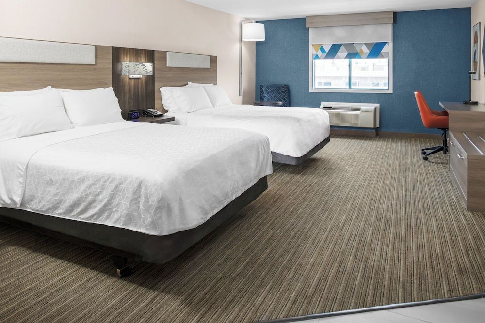 Standard Room, 2 Queen Beds, Accessible (Roll-In Shower)