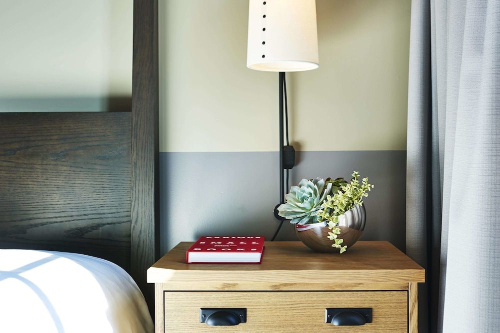 The Hollywood Roosevelt Superior Room, 1 Queen Bed 5