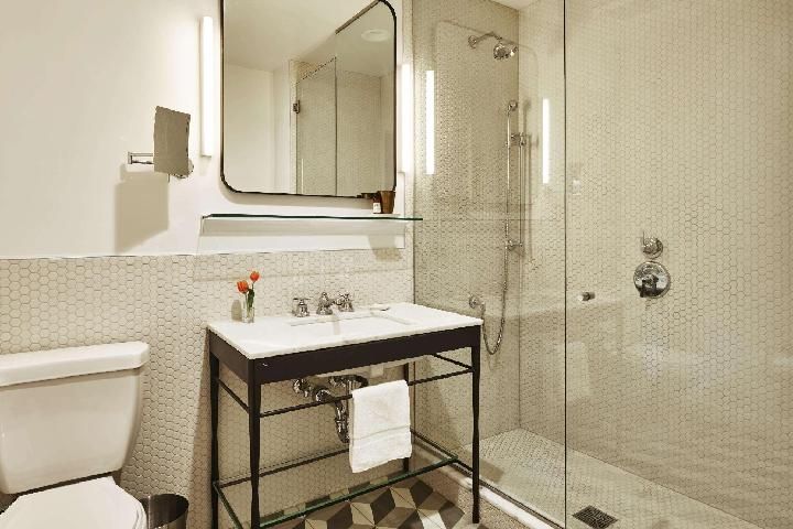 The Hollywood Roosevelt Double Deluxe 3