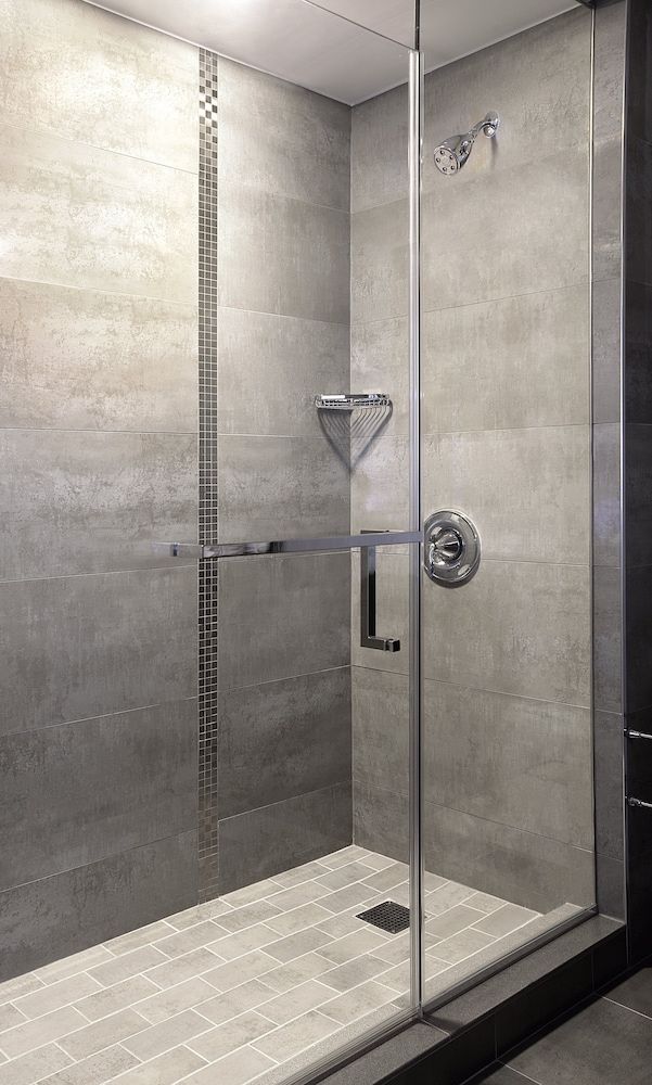 undefined Loews Hollywood Hotel 8