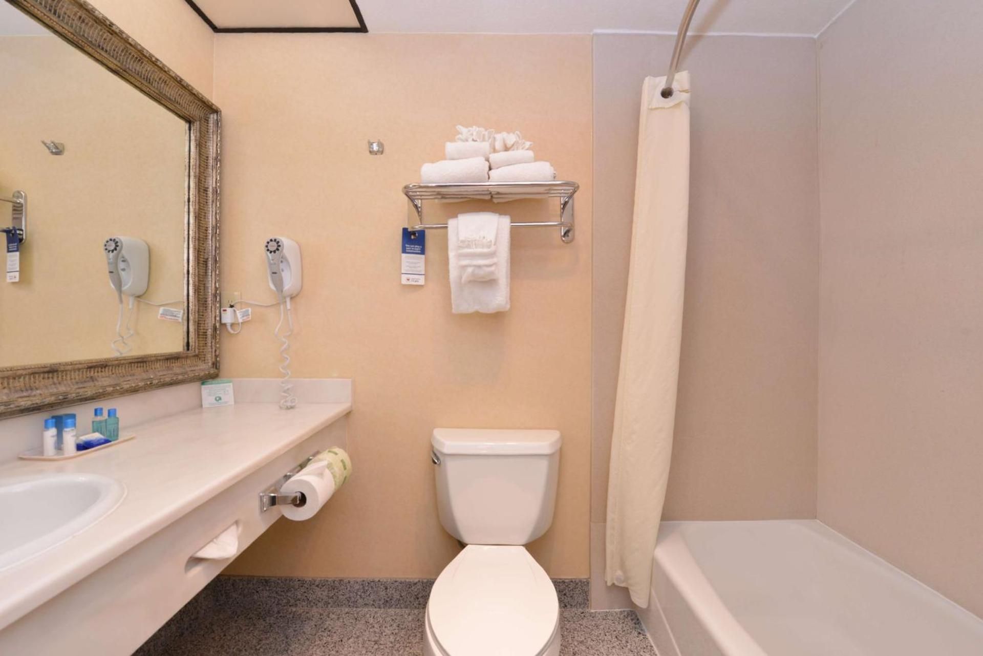 Accessibility - 2 Queen Beds, Bathtub, Nonsmoking