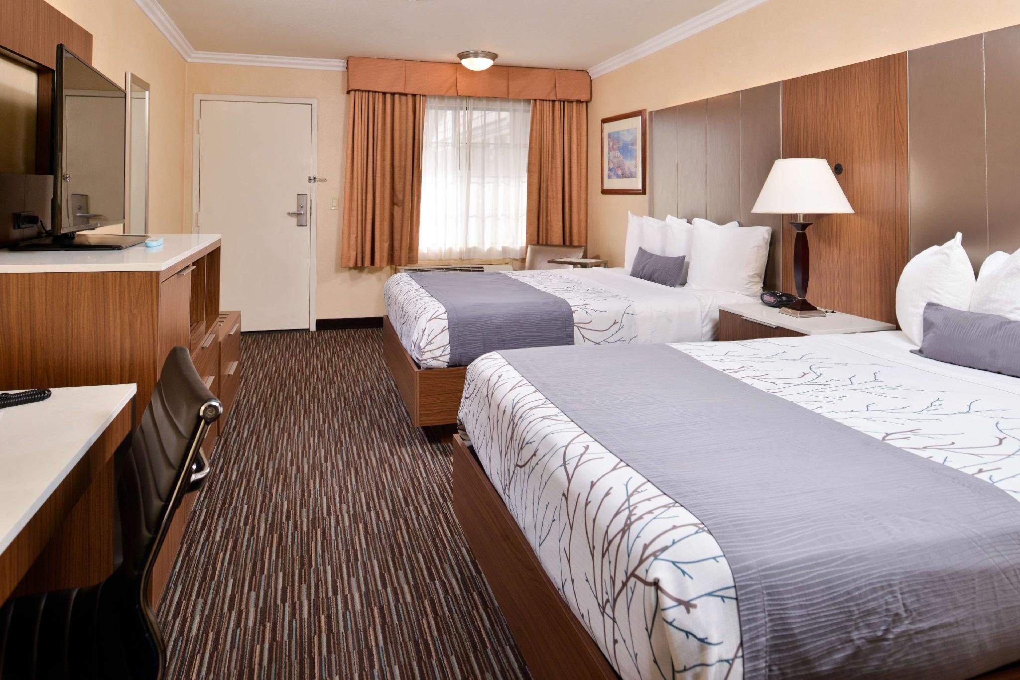 2 Queen Beds, Nonsmoking, Upper Floor