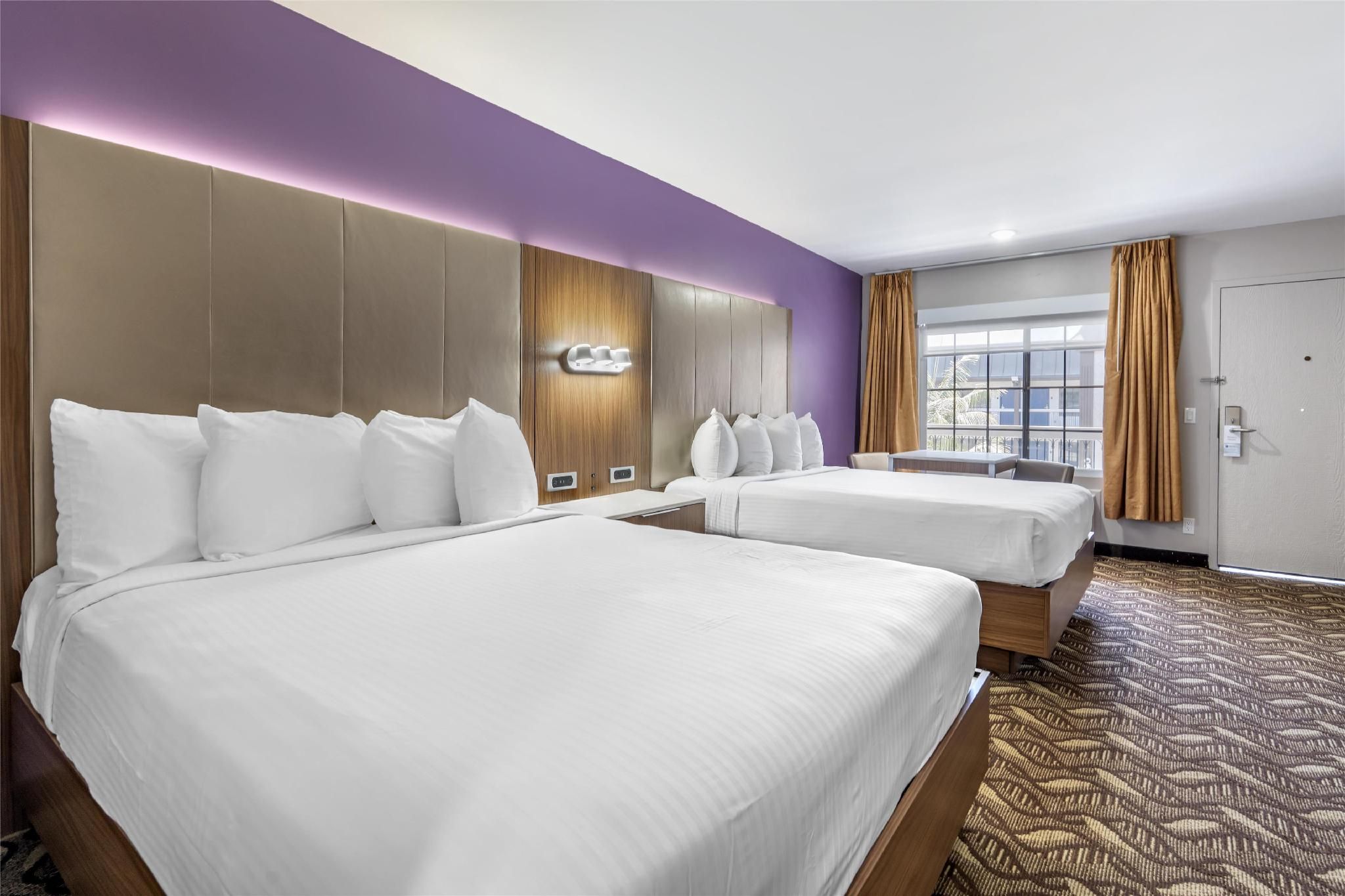 Accessibility - 2 Queen Beds, Bathtub, Nonsmoking