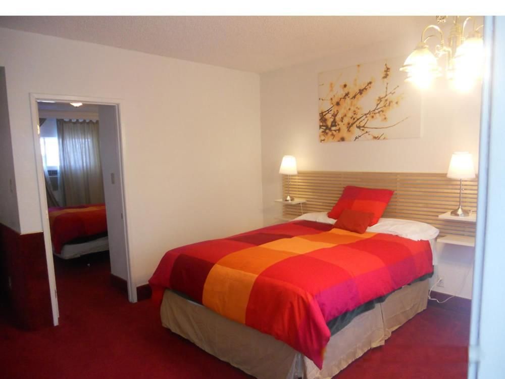 Tradewinds Airport Hotel Three-Bedroom Suite