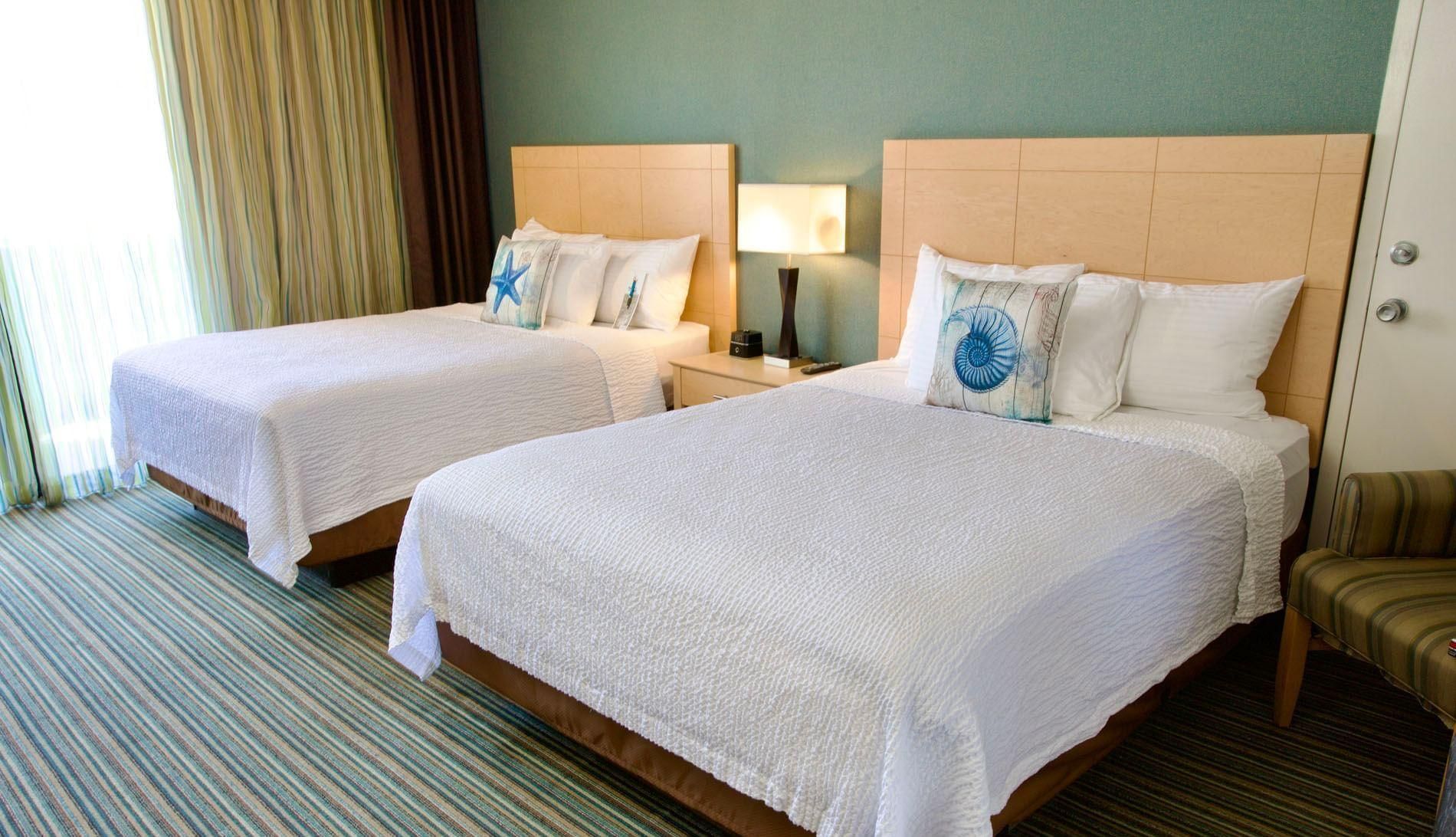 2 Queen Beds Upper Floor Non-Smoking