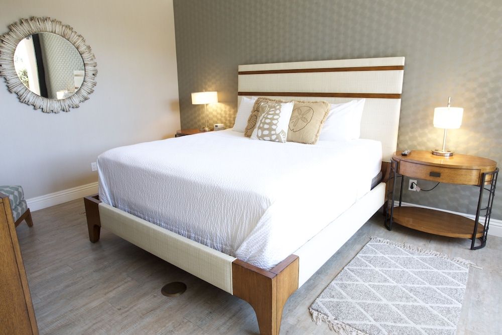 undefined Inn By The Sea La Jolla 4